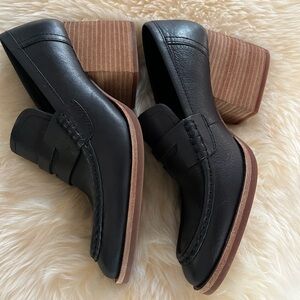 Black Leather women’s loafers